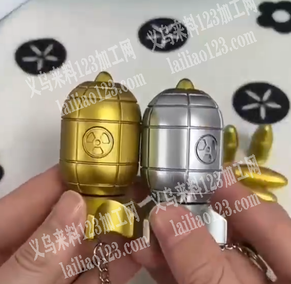 大量注塑订单，如图，打子弹，小火箭产品，