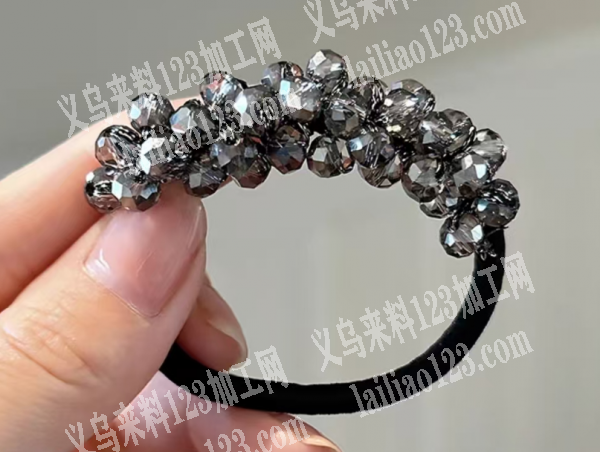 穿珠子钩针编织的手工订单，如图，成品半成
