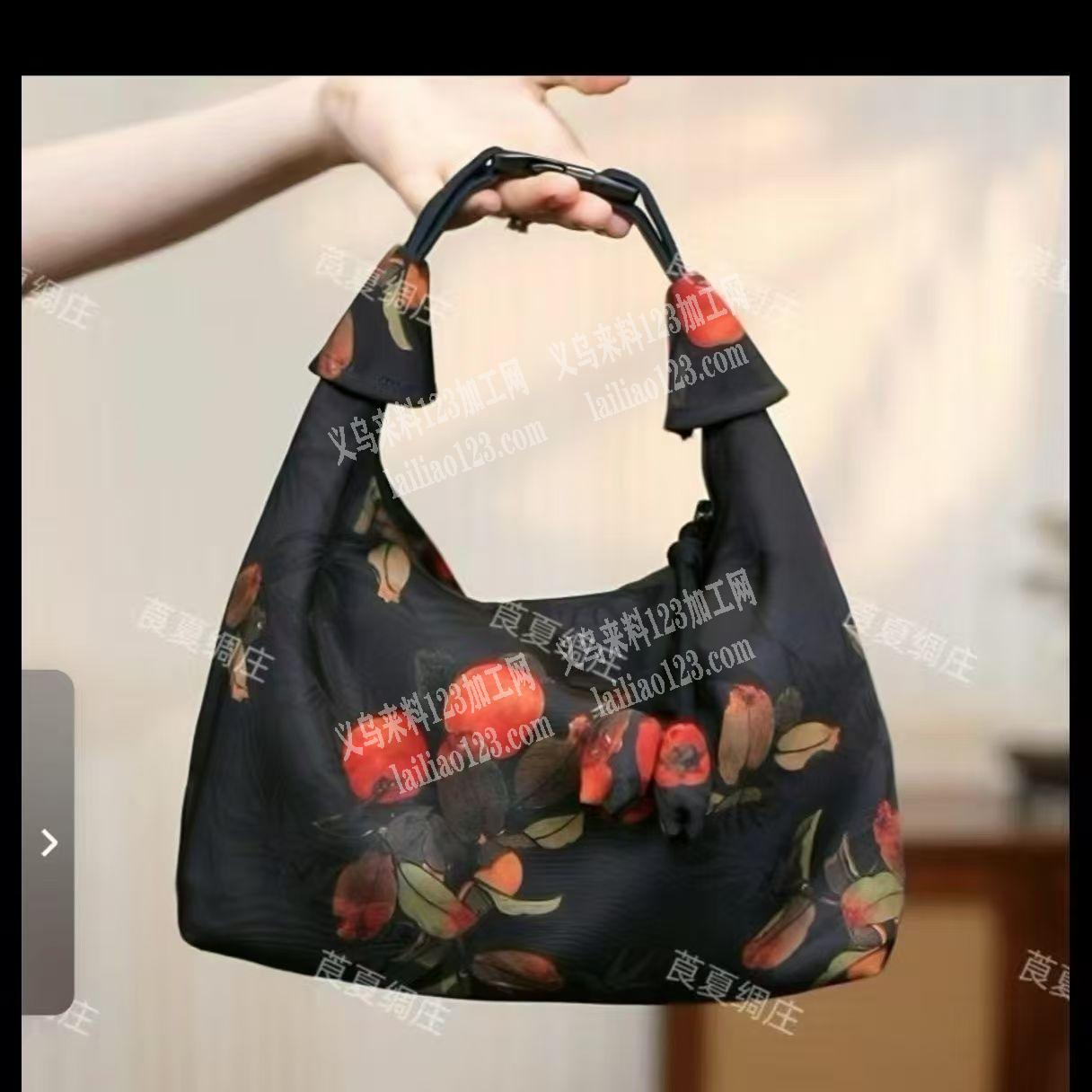 女士手提包订单外发，如图，寻找专业做箱包
