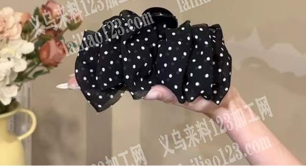 这个波点布艺抓夹订单，寻找成品工厂。，要