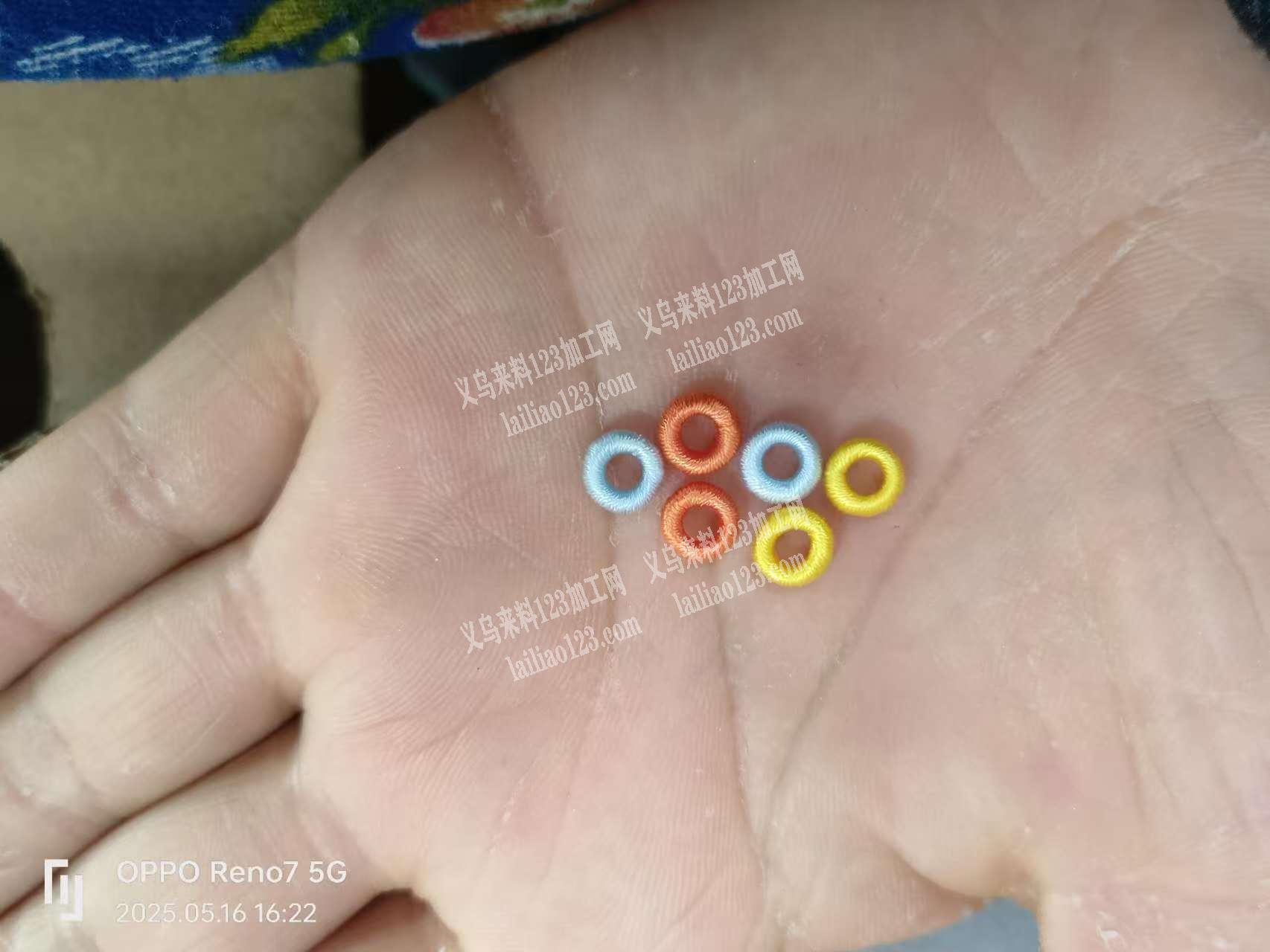 本人有手链成品，需要的老板请联系
