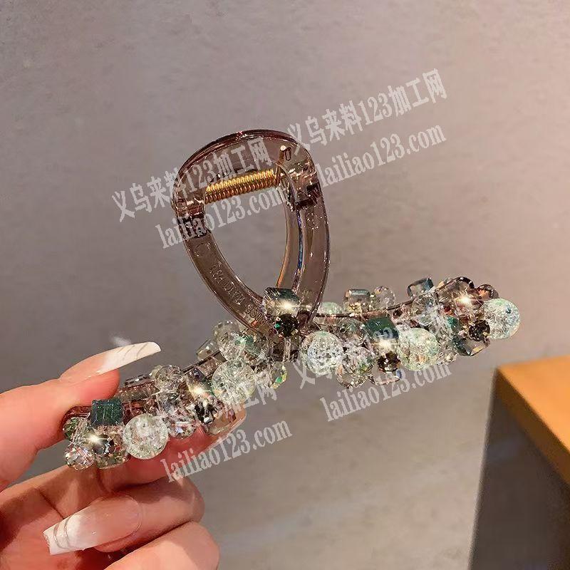 手工外发。鱼线串珠串钻配件缠绕抓夹的手工
