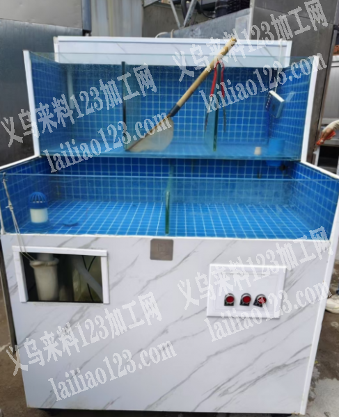 鱼缸转让：鱼缸一体制冷，有需要老板联系