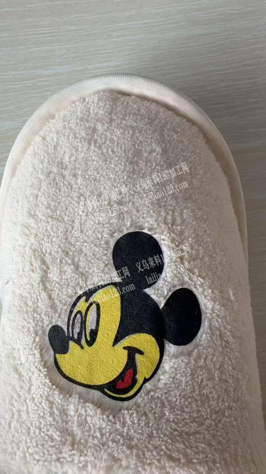 帮忙发一下信息，找布料胶印厂，联系电话，