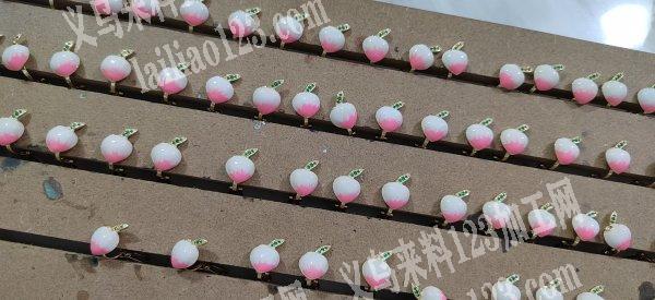 承接各类饰品、工艺品手工滴油