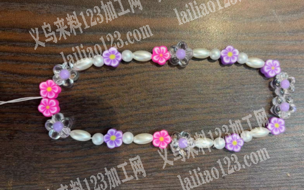 大量串珠挂件订单，如图，寻找工厂，请联系