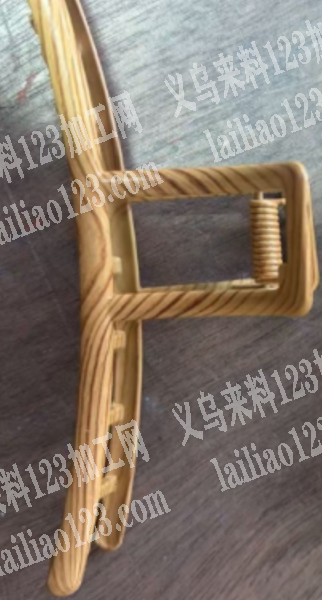 抓夹上面做水转印，如图，寻找专业做水转印