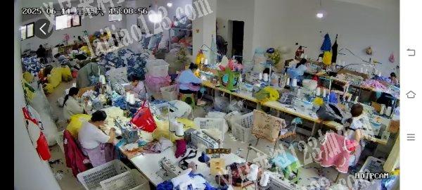 你好我是做毛绒玩具玩具包的厂家。诚找合作