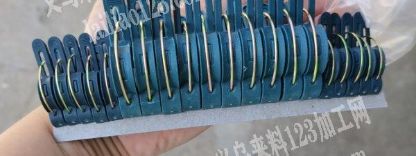 承接辅料，挂件，充棉，各种纯手工…