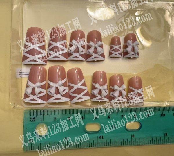 鸭嘴甲，如图，有单找厂家，有没有做鸭嘴甲