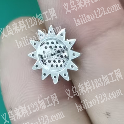 饰品上面组装轴承的手工活外发加工，寻找装
