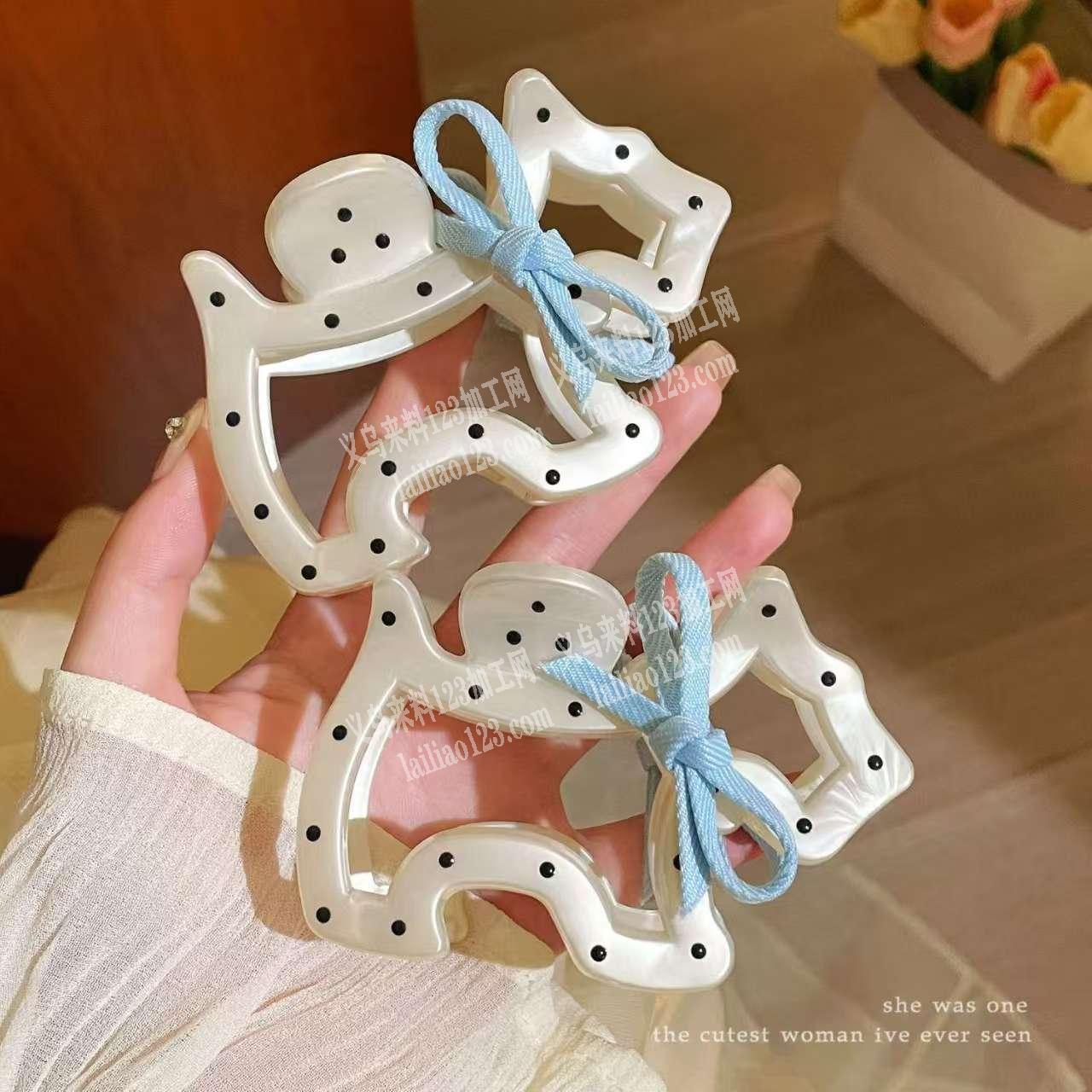 采购如图抓夹的蝴蝶结。寻找厂家，有货的联