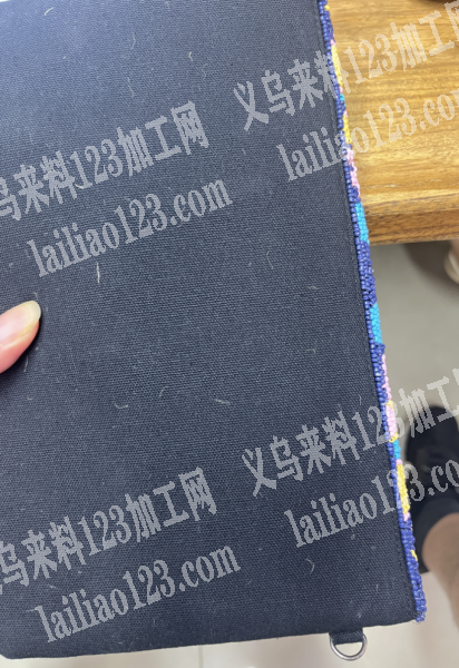 找专业做这个包包的工厂合作，请联系详谈。