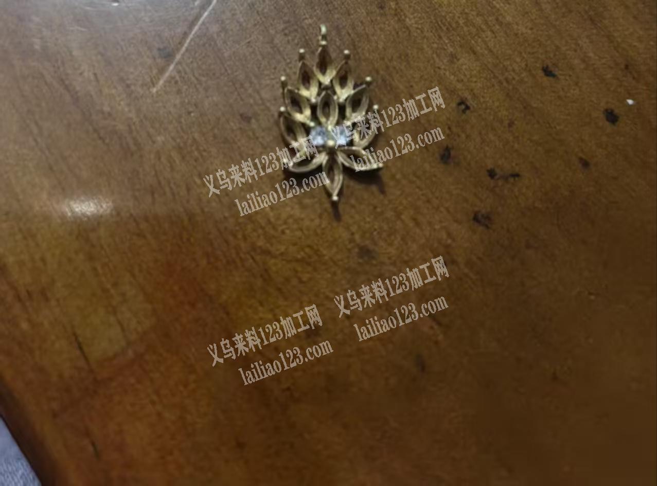 手镶外发，地址荷叶塘金辉路微信详谈