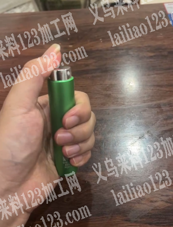 500000订单，如图8ml喷雾瓶，金属