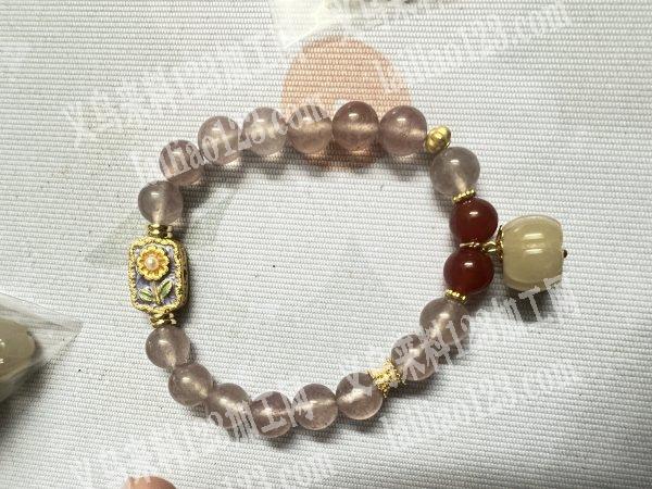 承接手工饰品制作，手工饰品打版