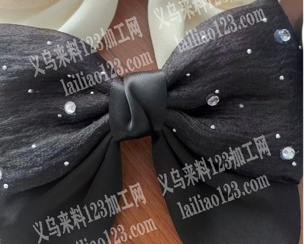 寻找布料的供应商。如图这样的网纱布料，寻