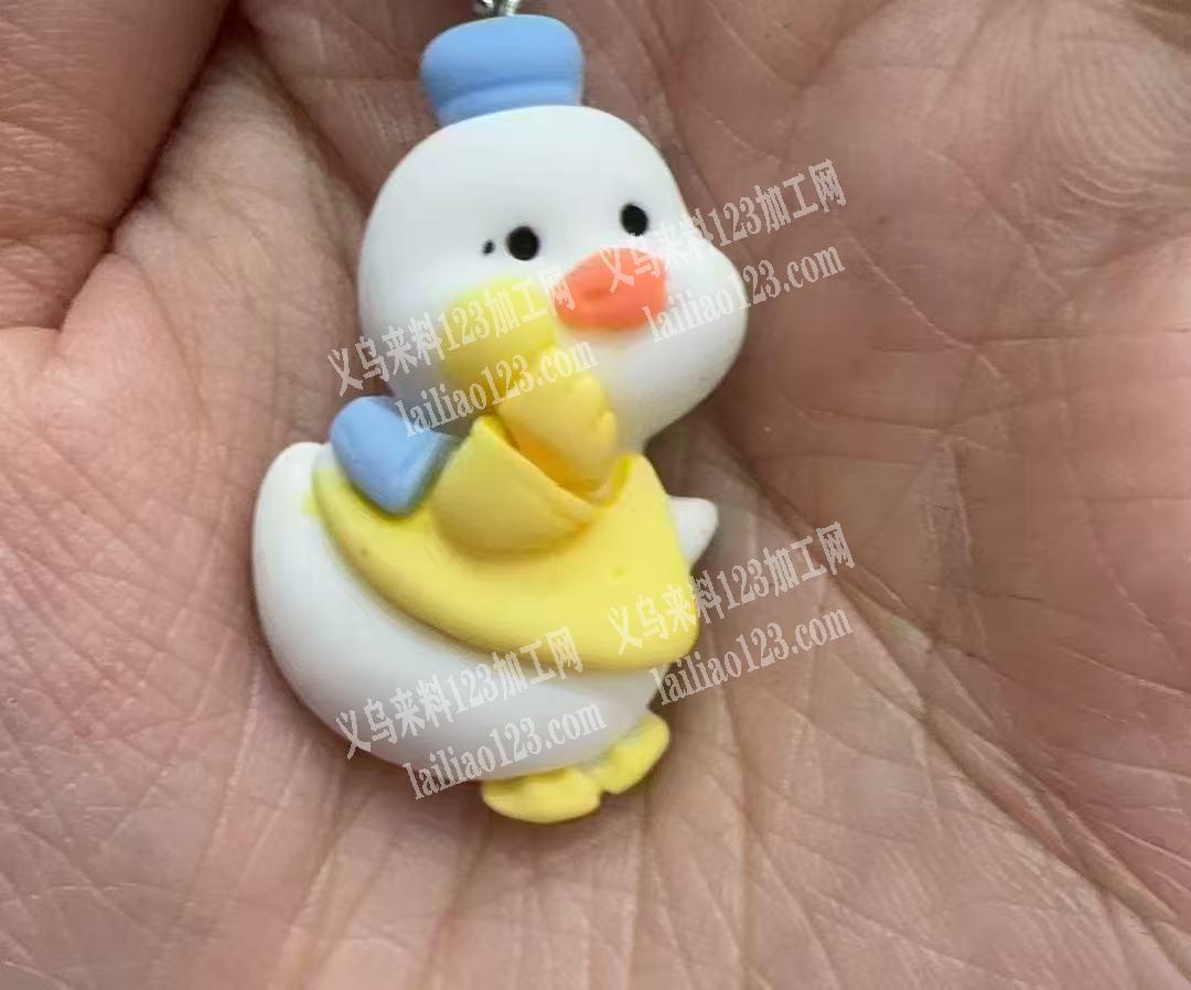 商贸城店面，寻找树脂小鸭子的厂家，有货的