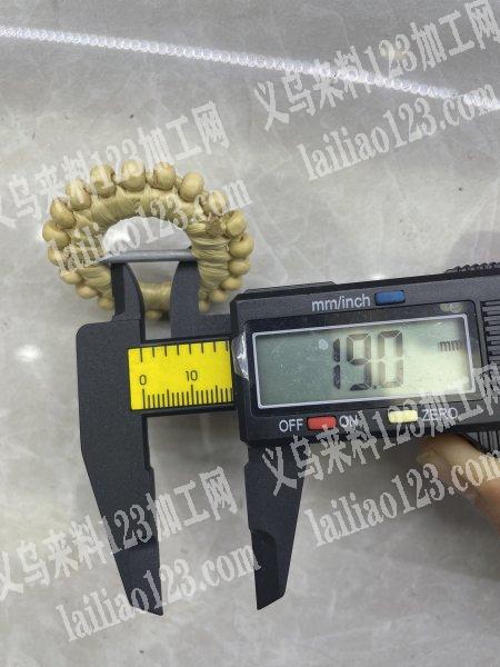 寻找串珠编织的加工厂，请联系详谈，如图，