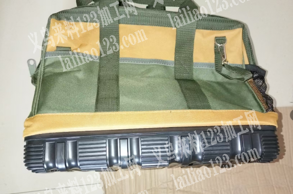 寻找箱包加工厂。包工包料或者纯加工都可以