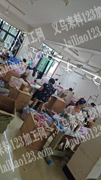 桓桓服饰，承接爆款服装，毛绒玩具，娃衣，帽子等等