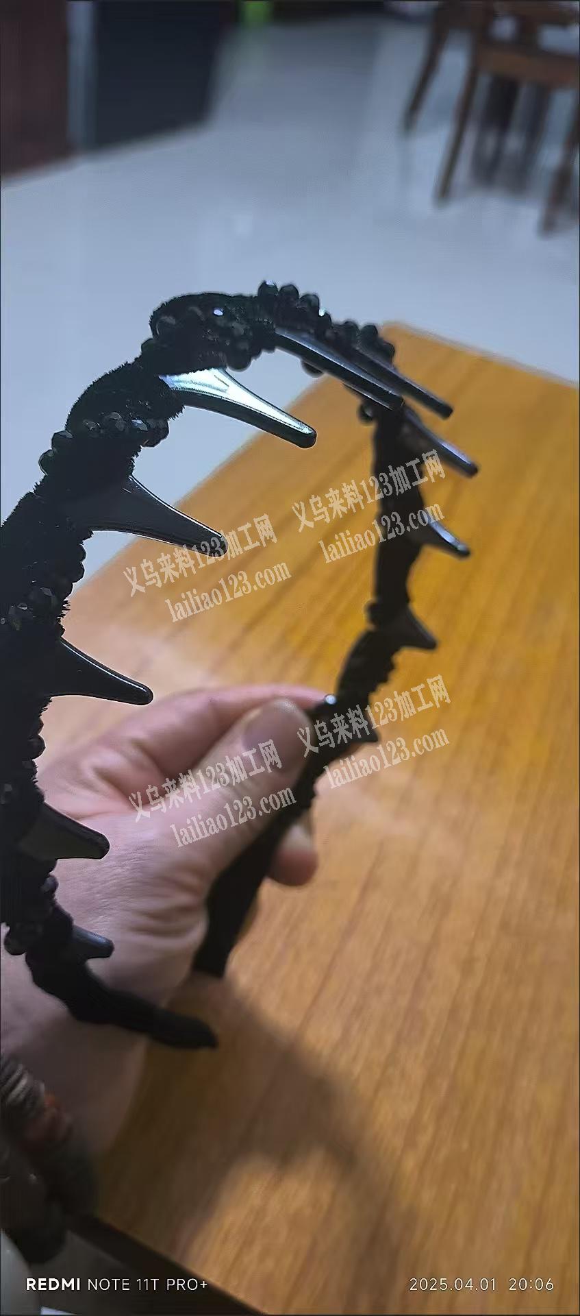 大量手工绕布条的发箍成品订单，如图，寻找