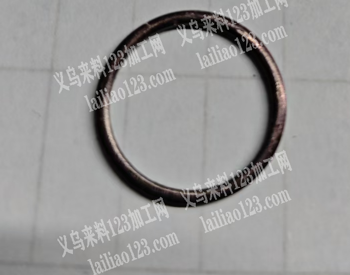 铁圈订单，如图，寻找厂家。铁材质的，能做