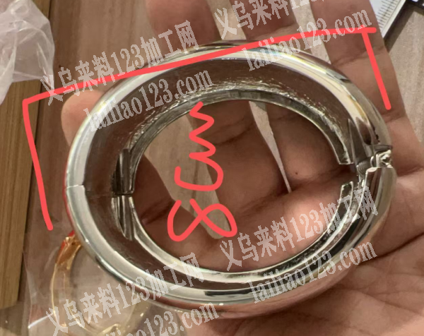 手镯订单，量大，如图，寻找工厂，请联系详