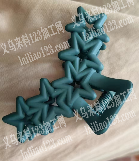 寻找注塑抓夹的源头工厂，请联系详谈，如图