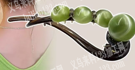 发夹上弹簧的手工活外发加工，请联系详谈，