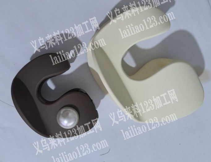 《大量》外贸注塑的抓夹订单，如图，6.5