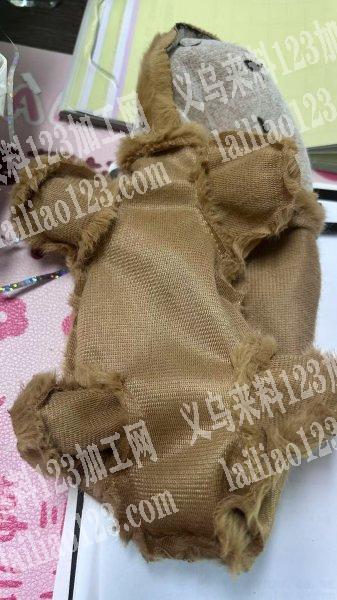 2-3万毛绒壳子平车活外发加工，如图，数