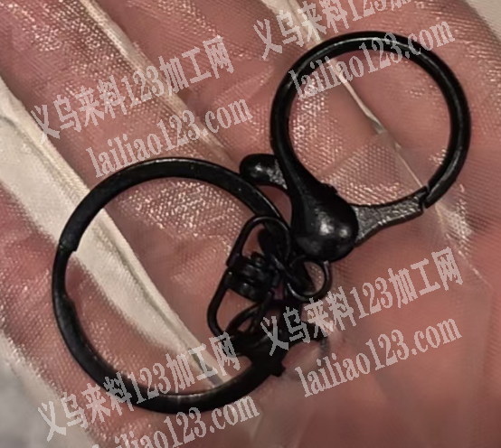 大量组装+粘胶+挂圈的手工活外发，寻找会