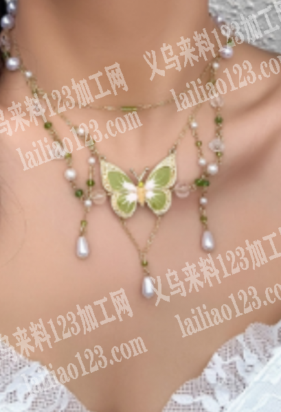 多款手工成品项链订单。串珠挂圈编织的项链