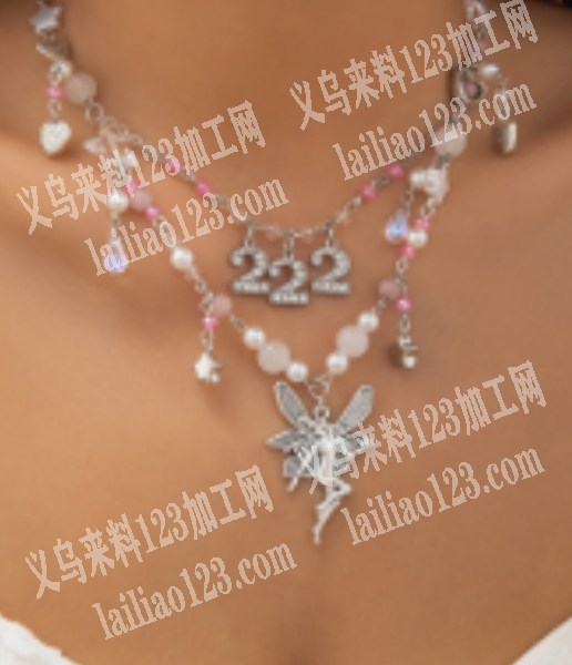 串珠挂圈编织的项链手工成品订单，。如图，