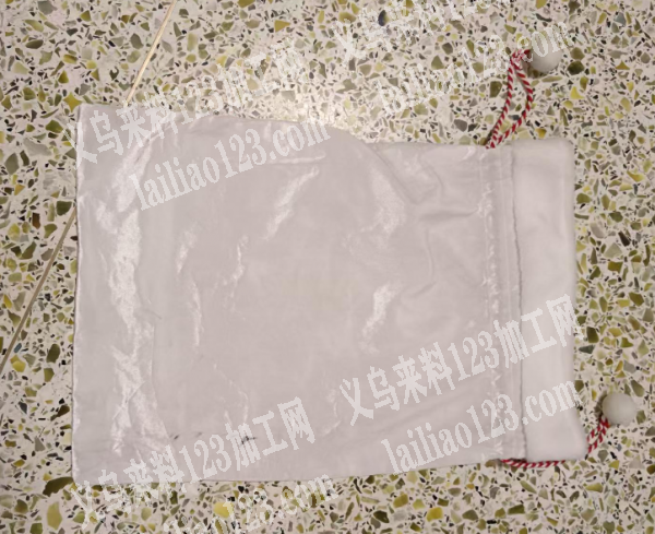 双针车踩线外发加工，做袋子《如图》束口袋