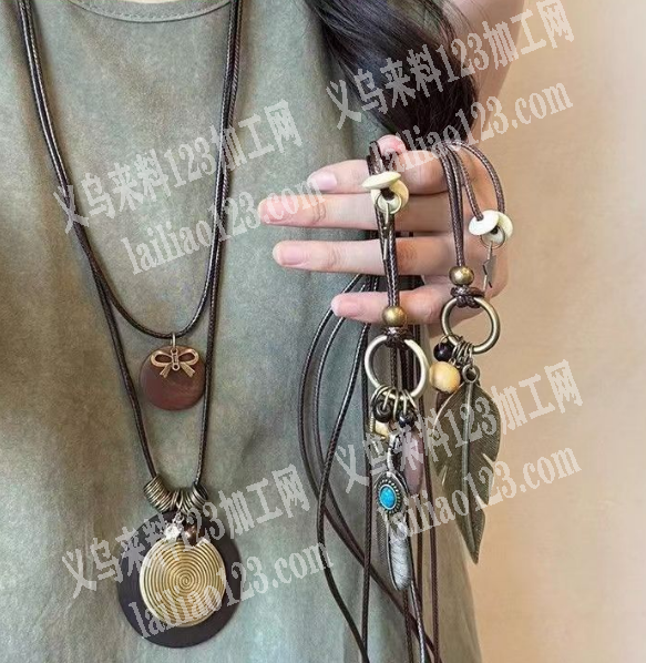 手工成品项链订单如图，复古款式的项链成品