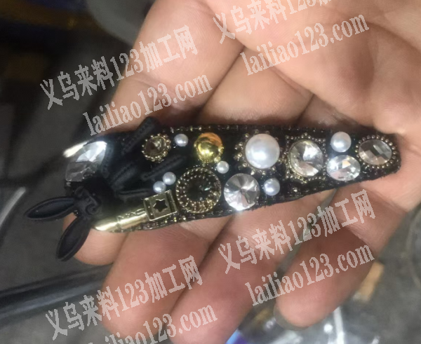 发夹订单，如图，寻找专业做发夹的工厂，请