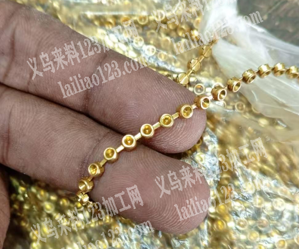寻找链条厂家，如图，有订单，量大，长期合