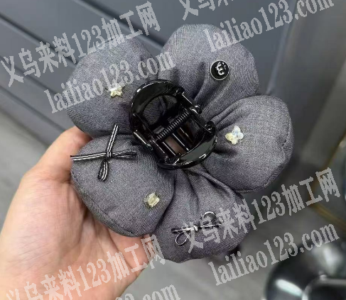 布艺花朵抓夹订单，成品订单，寻找工厂，请