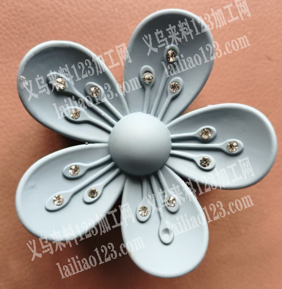 哪家有这个注塑的，塑料的抓夹订单，请联系