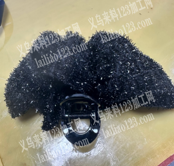 《货在荷叶塘》寻找会做粘胶..手缝的，打