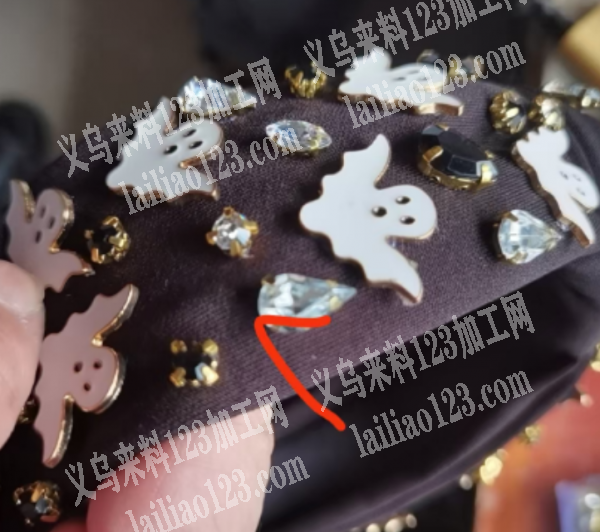 谁家会做，布艺上面夹钻的类似的这样的工艺