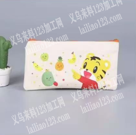 寻找做这种零钱包笔袋的工厂，数量3200