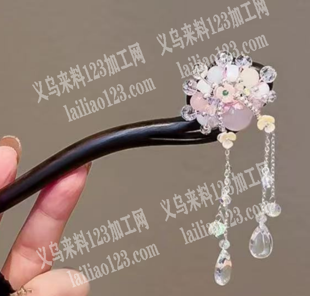 长期合作。如图会做这种扭铜丝刀马旦的手工