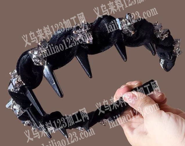 大量手工绕头箍的发箍成品订单，寻找工厂。