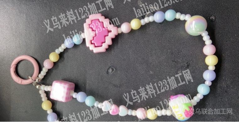 手缝，穿珠子，手工活代加工，寻求合作厂家