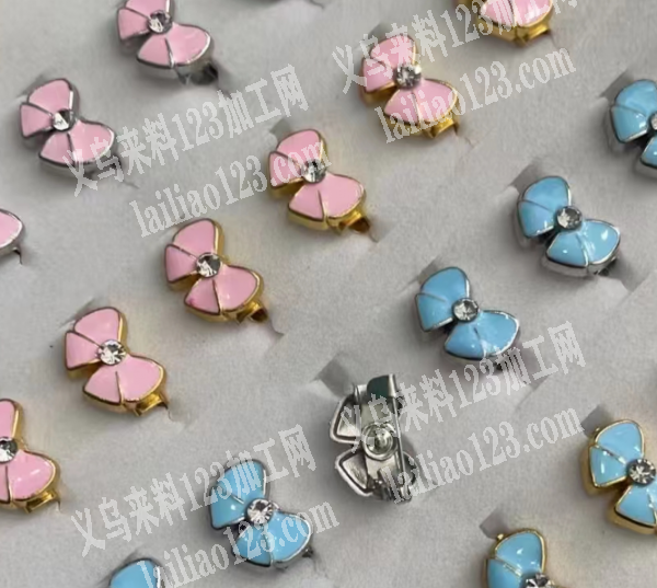 公司有饰品订单。，如图。找成品工厂有模的