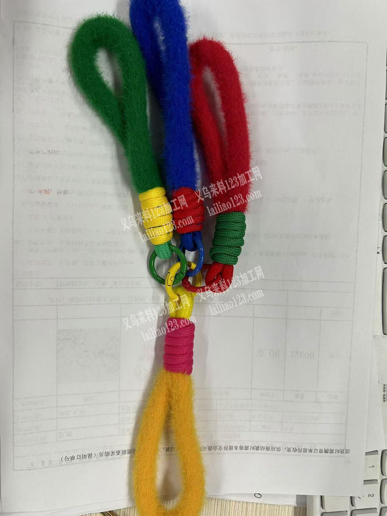 专业承接各种挂圈穿珠弯针秘鲁结，打胶枪等