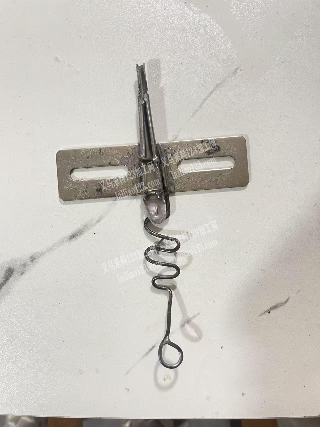 寻找裘皮机套筒的加工厂有吗？找会做裘皮机